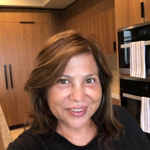 Meet your Posher, Mayra